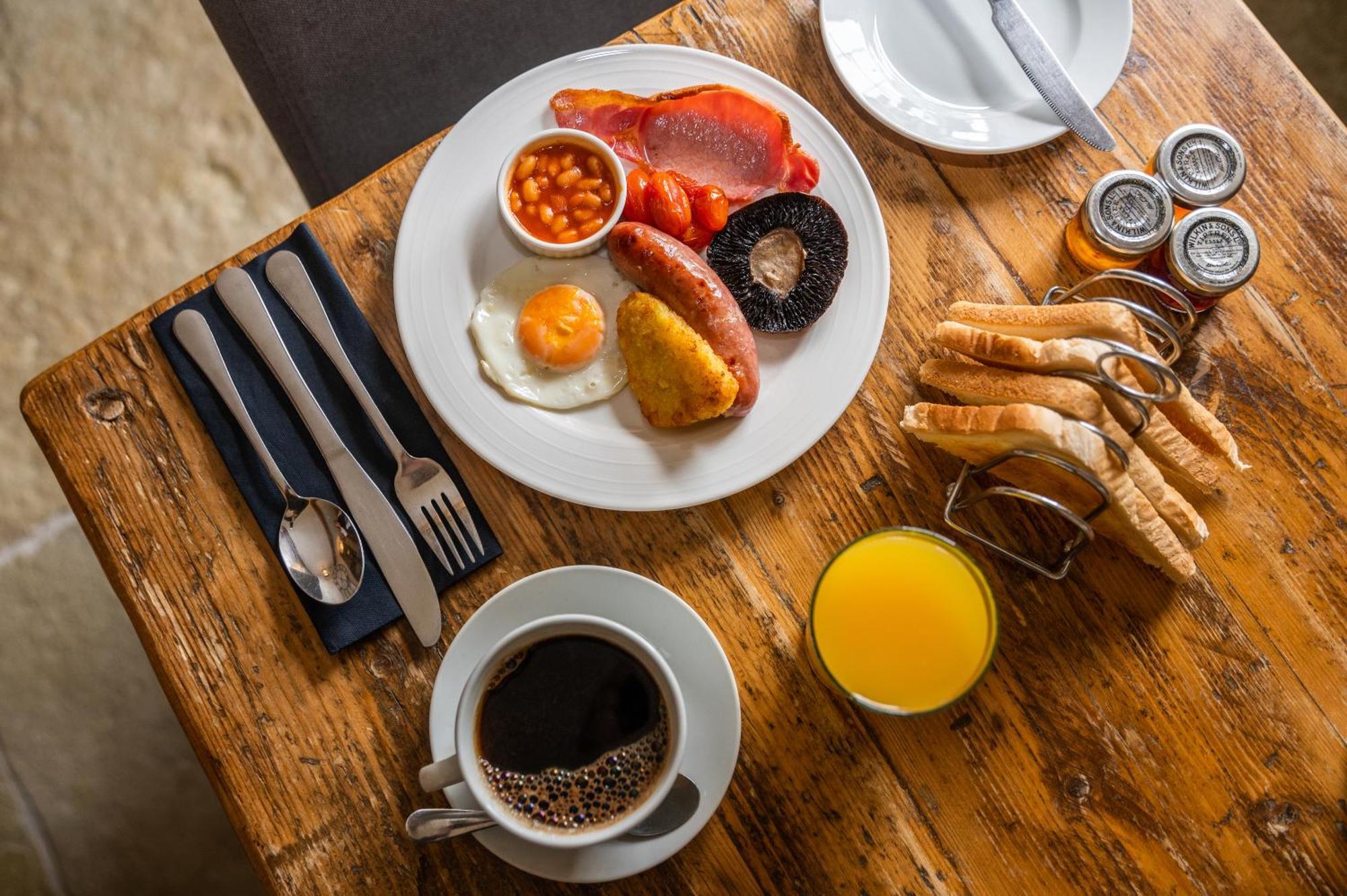 The Lansdowne Guest House Bourton-on-the-Water Ngoại thất bức ảnh English breakfast