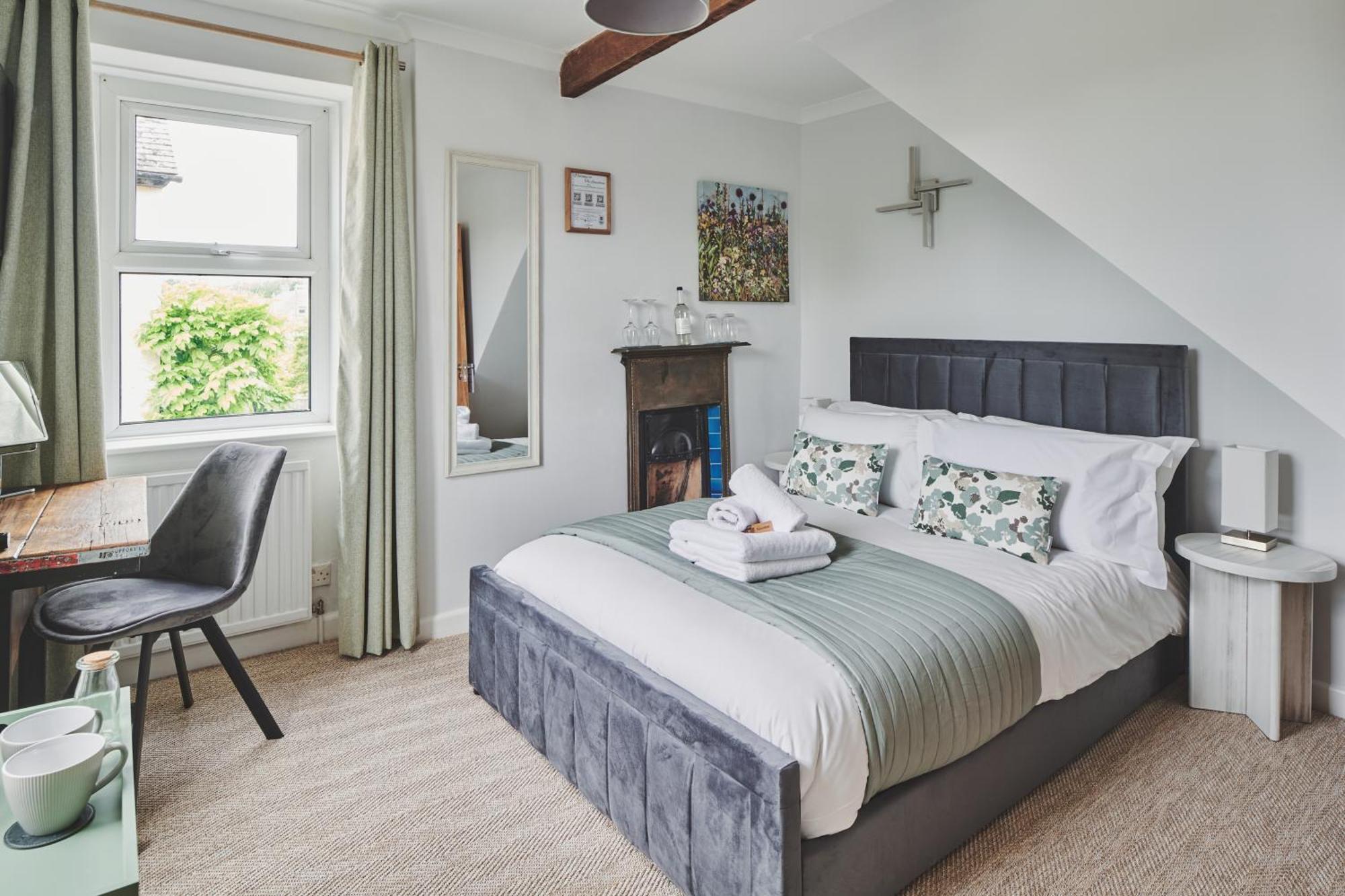 The Lansdowne Guest House Bourton-on-the-Water Ngoại thất bức ảnh The Old Post Office, 2019