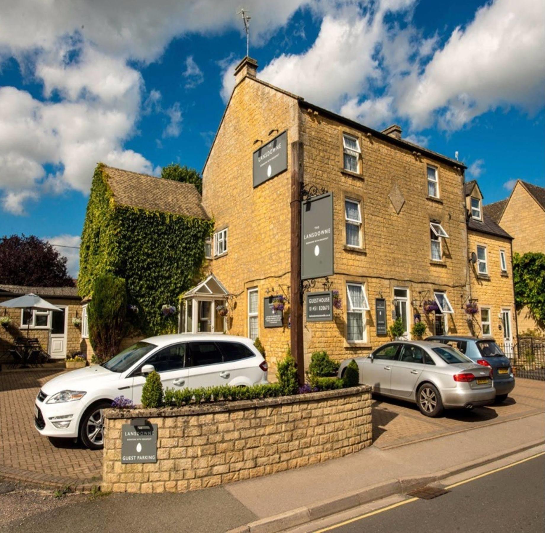 The Lansdowne Guest House Bourton-on-the-Water Ngoại thất bức ảnh The Old Swan Hotel